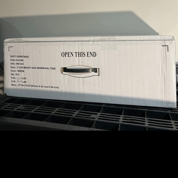 Grinch Christmas tree 5’ led light up hobby lobby! - Picture 4 of 4